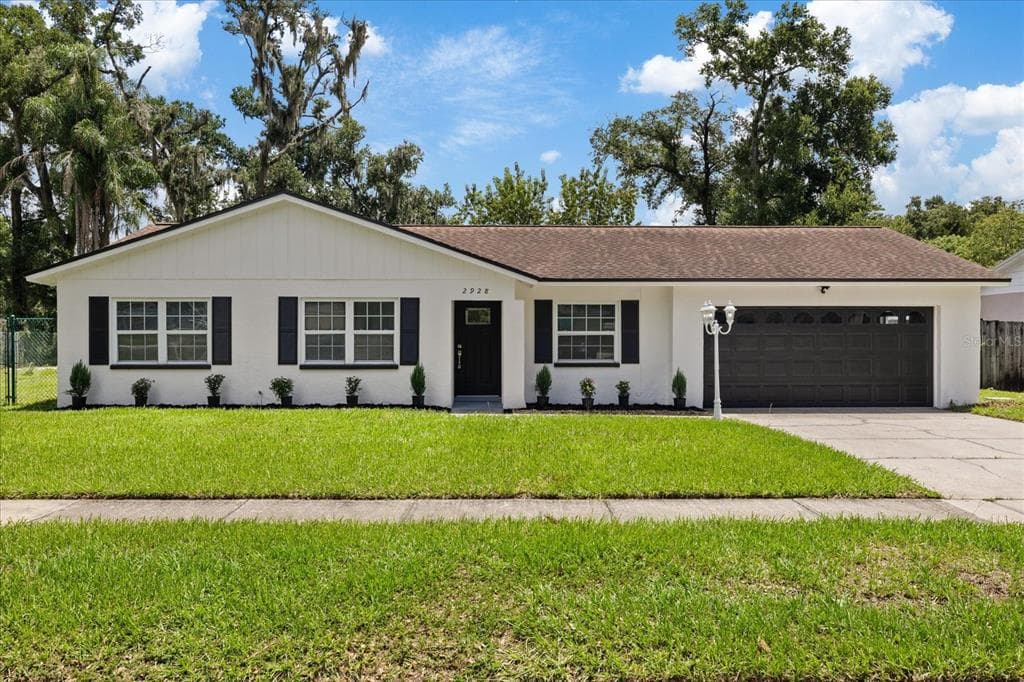 2928 FOREST CIRCLE, SEFFNER, FL 33584