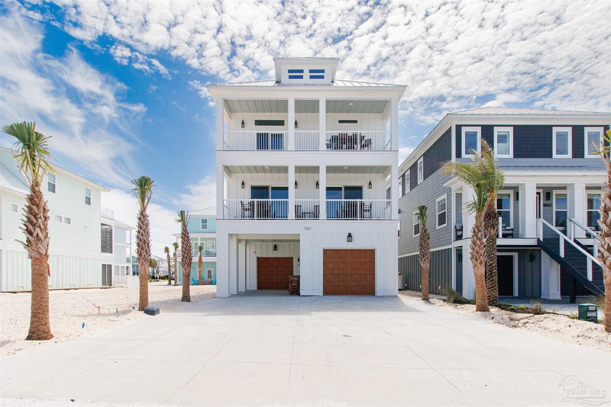 7337 Grand Navarre Blvd, Navarre Beach, FL 32566