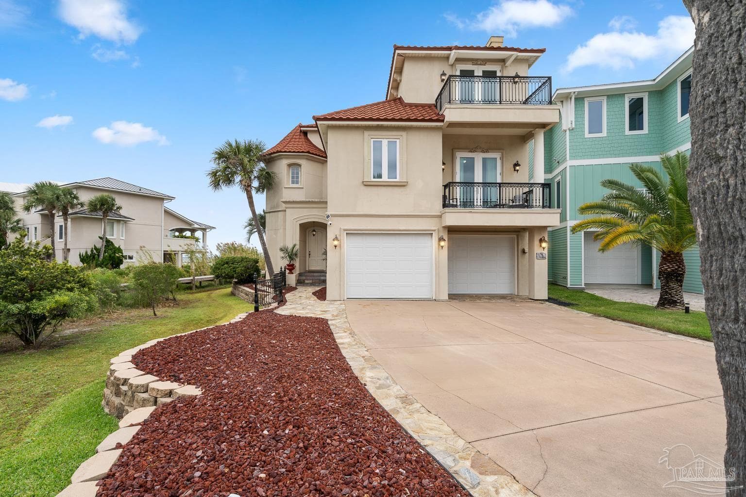 39 E Galvez Ct, Pensacola Beach, FL 32561