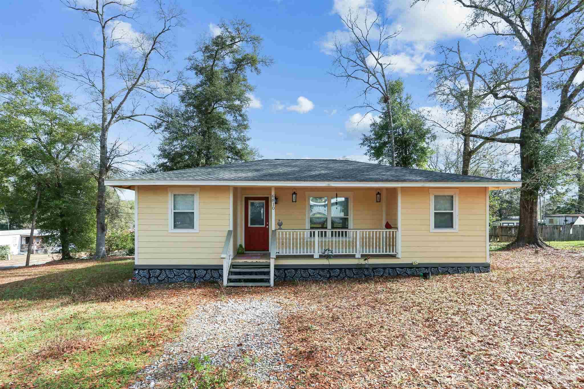 6810 Myra St, Molino, FL 32577