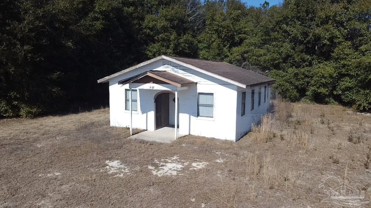 2360 W Hwy 4, Century, FL 32535