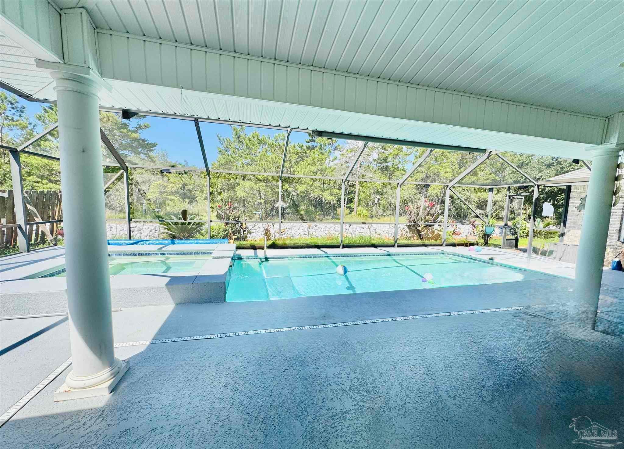 1757 Brooke Beach Dr, Navarre, FL 32566