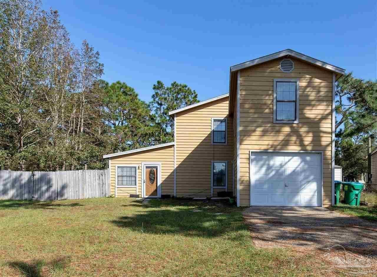 2350 Crescent Wood Rd, Navarre, FL 32566