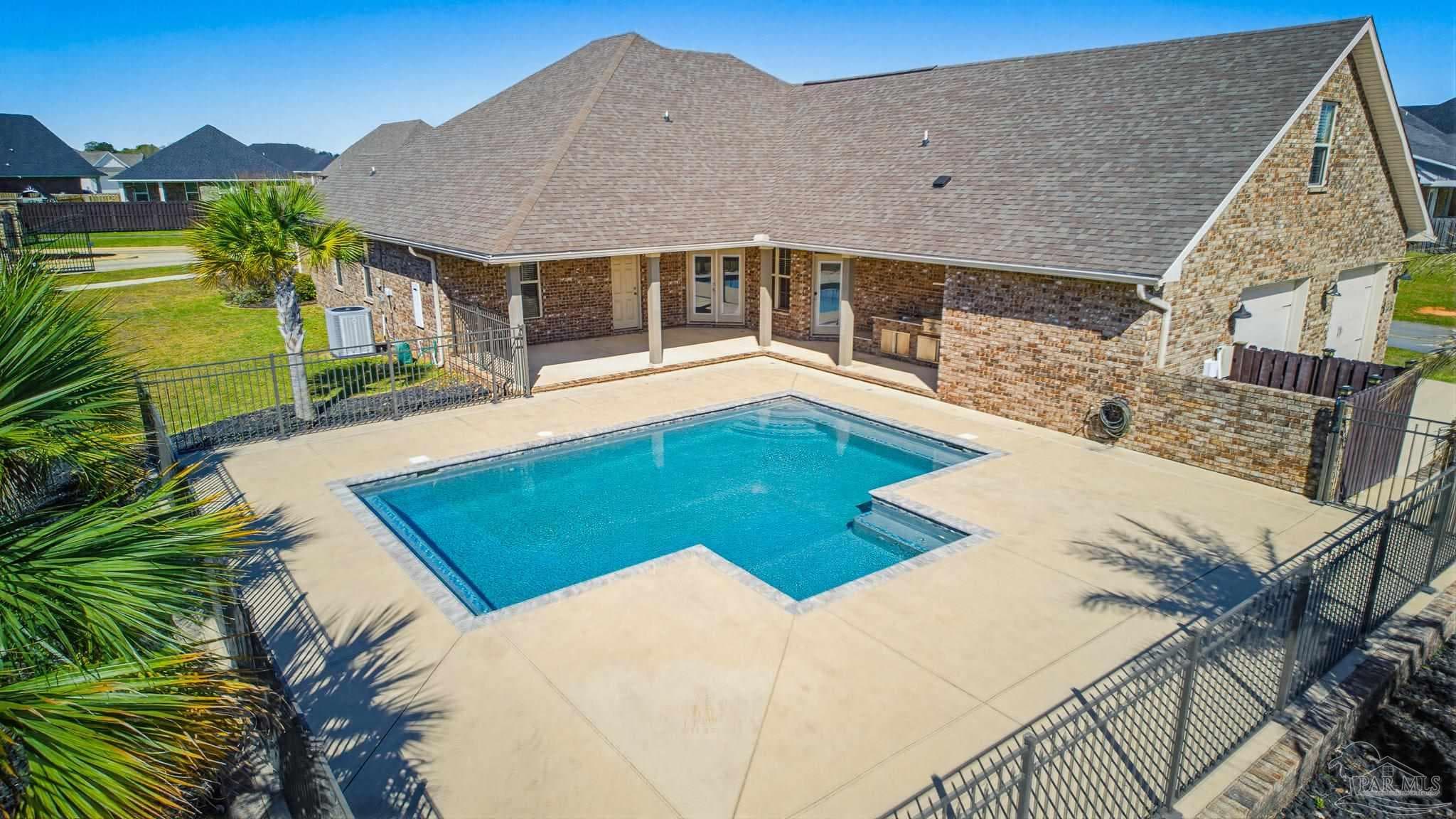 2404 Meeting St, Cantonment, FL 32533