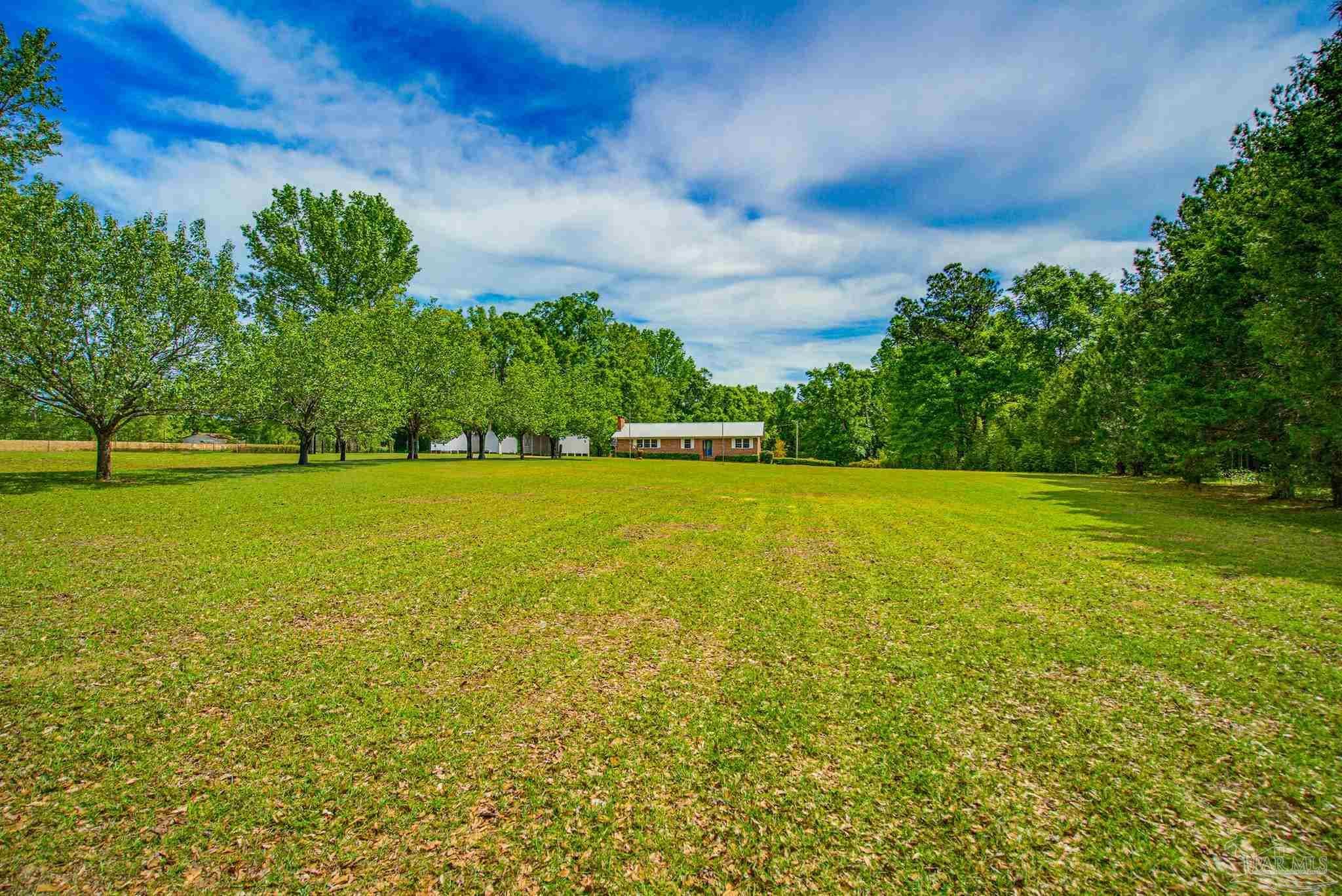 6536 Daniel Griffis Rd, Jay, FL 32565