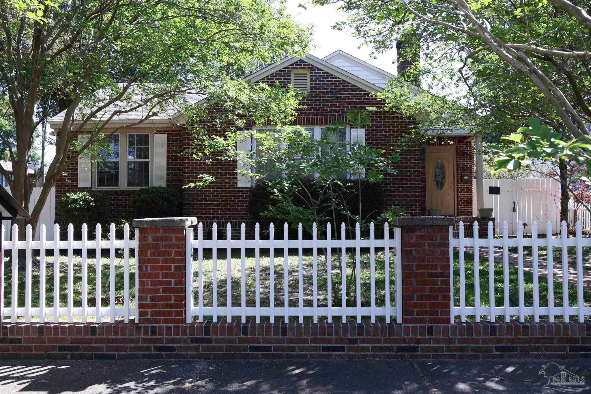 1540 N Spring St, Pensacola, FL 32501