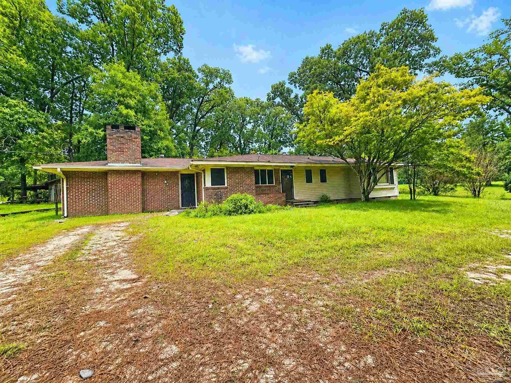 2960 Hwy 4 A, Century, FL 32535