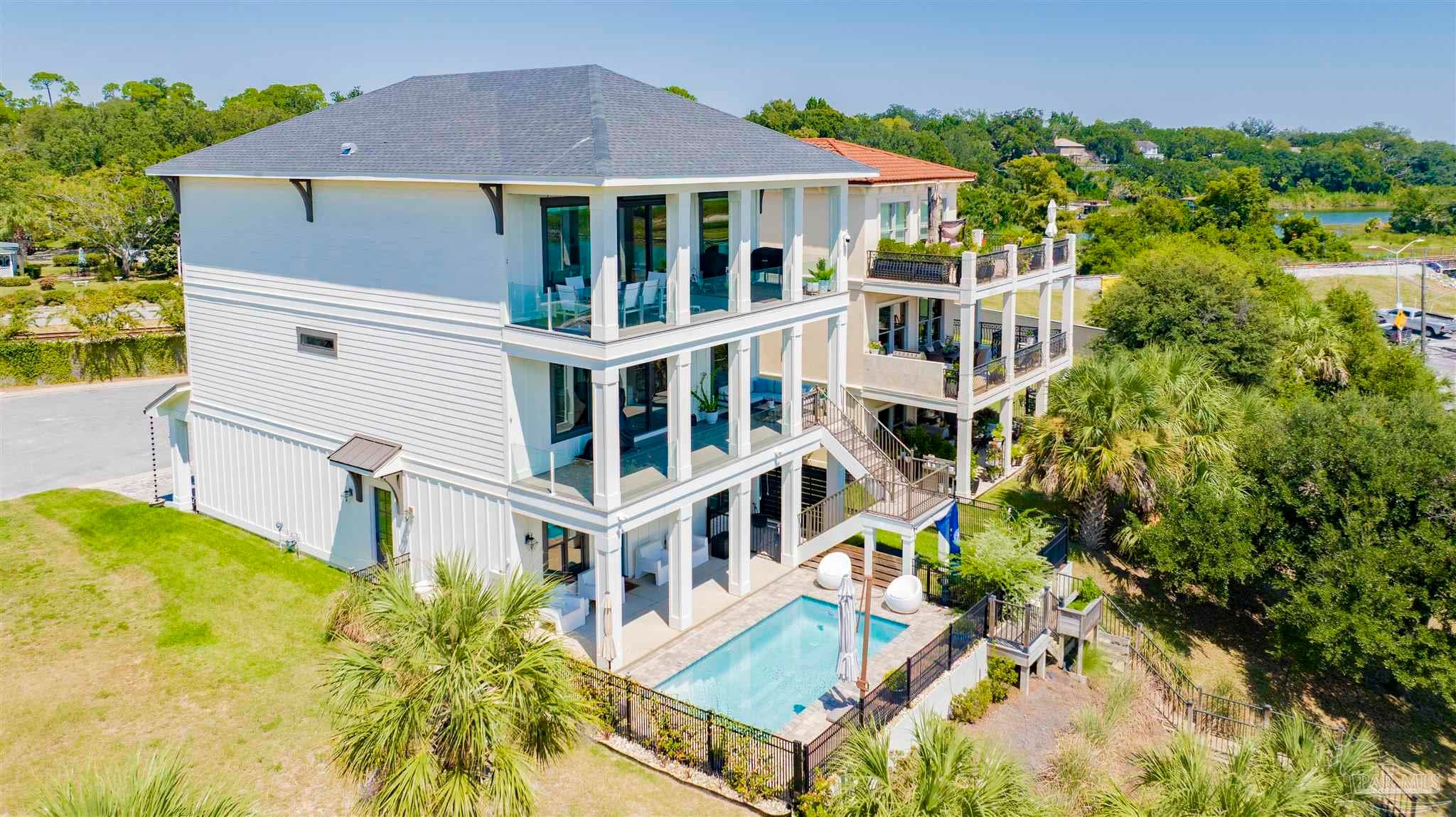 1625 E Heinberg St, Pensacola, FL 32502