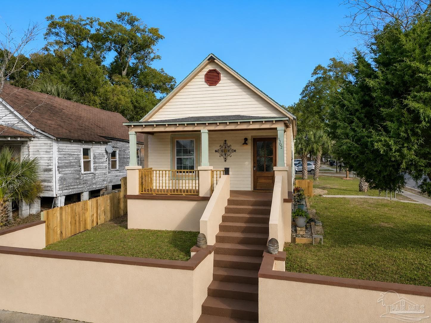 1302 Dr Martin Luther King Jr Dr, Pensacola, FL 32503