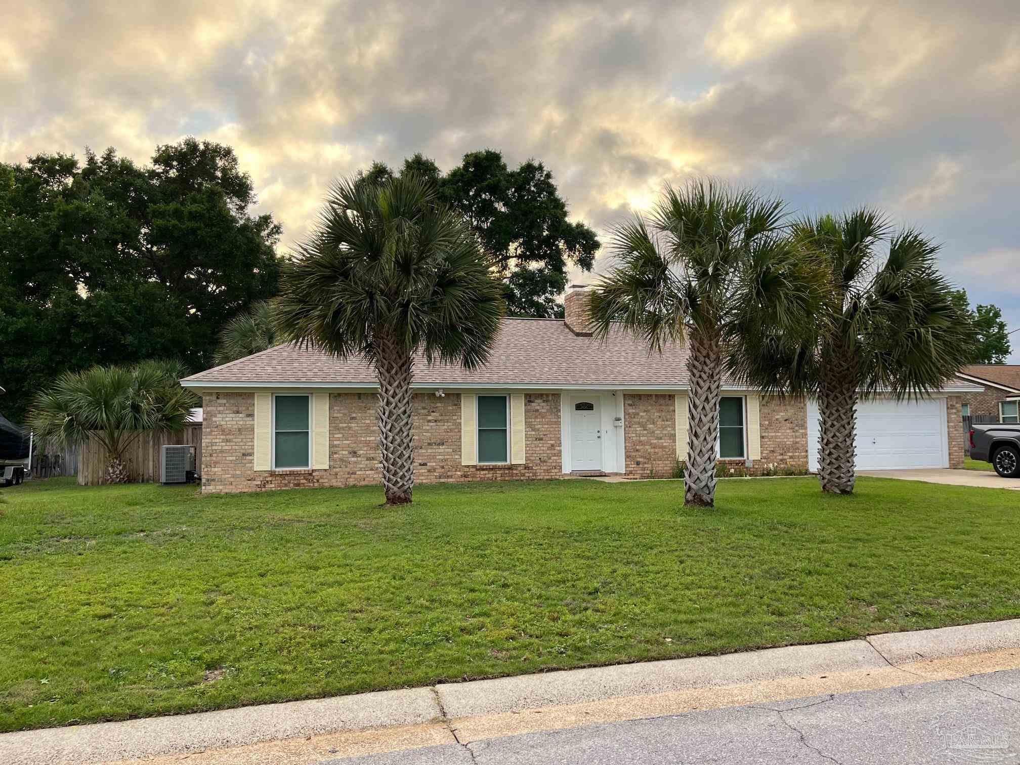 1801 Conway Dr, Pensacola, FL 32503