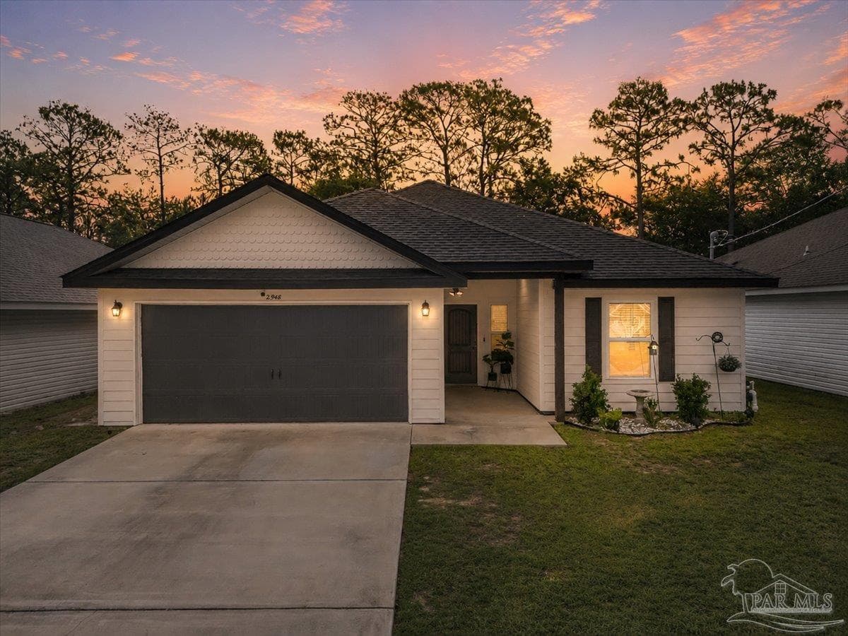 2948 N 24th Ave, Milton, FL 32583