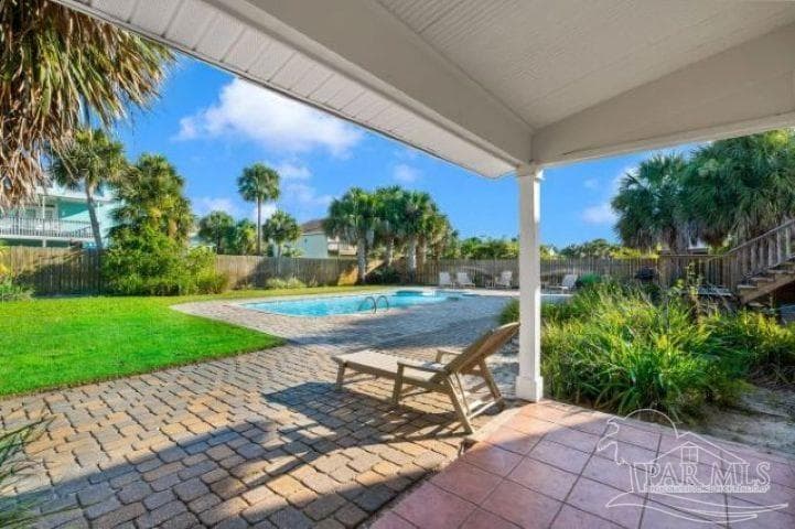 906 Largo Dr, Pensacola Beach, FL 32561