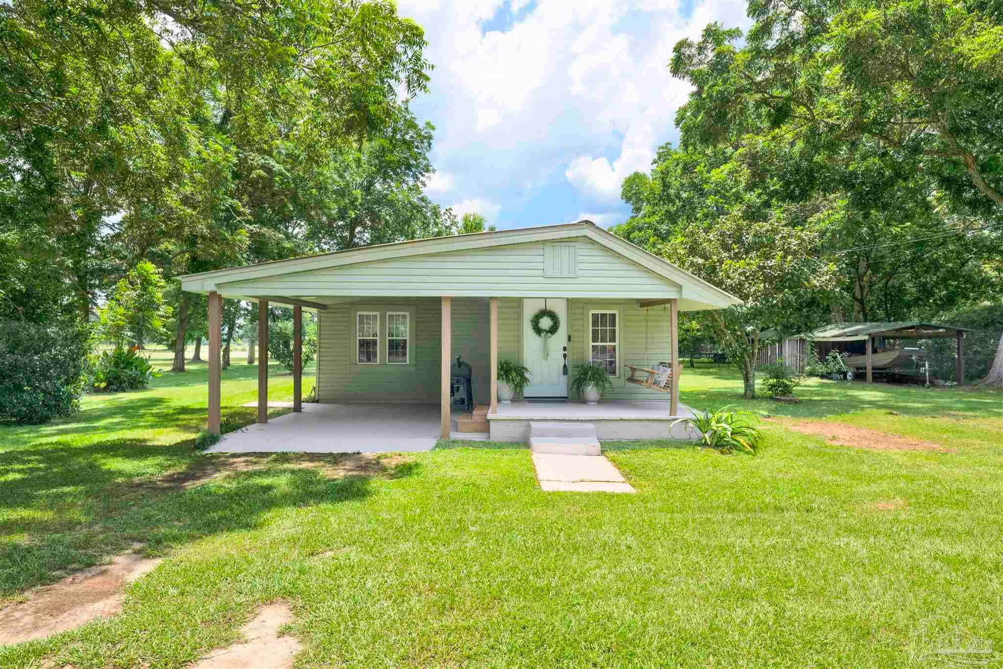 13907 N Hwy 87, Jay, FL 32565