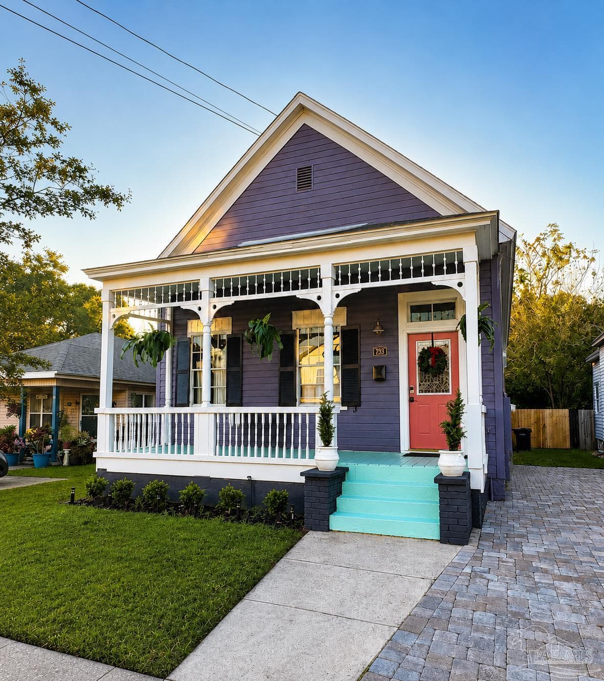 905 Dr Martin Luther King Jr Dr, Pensacola, FL 32501
