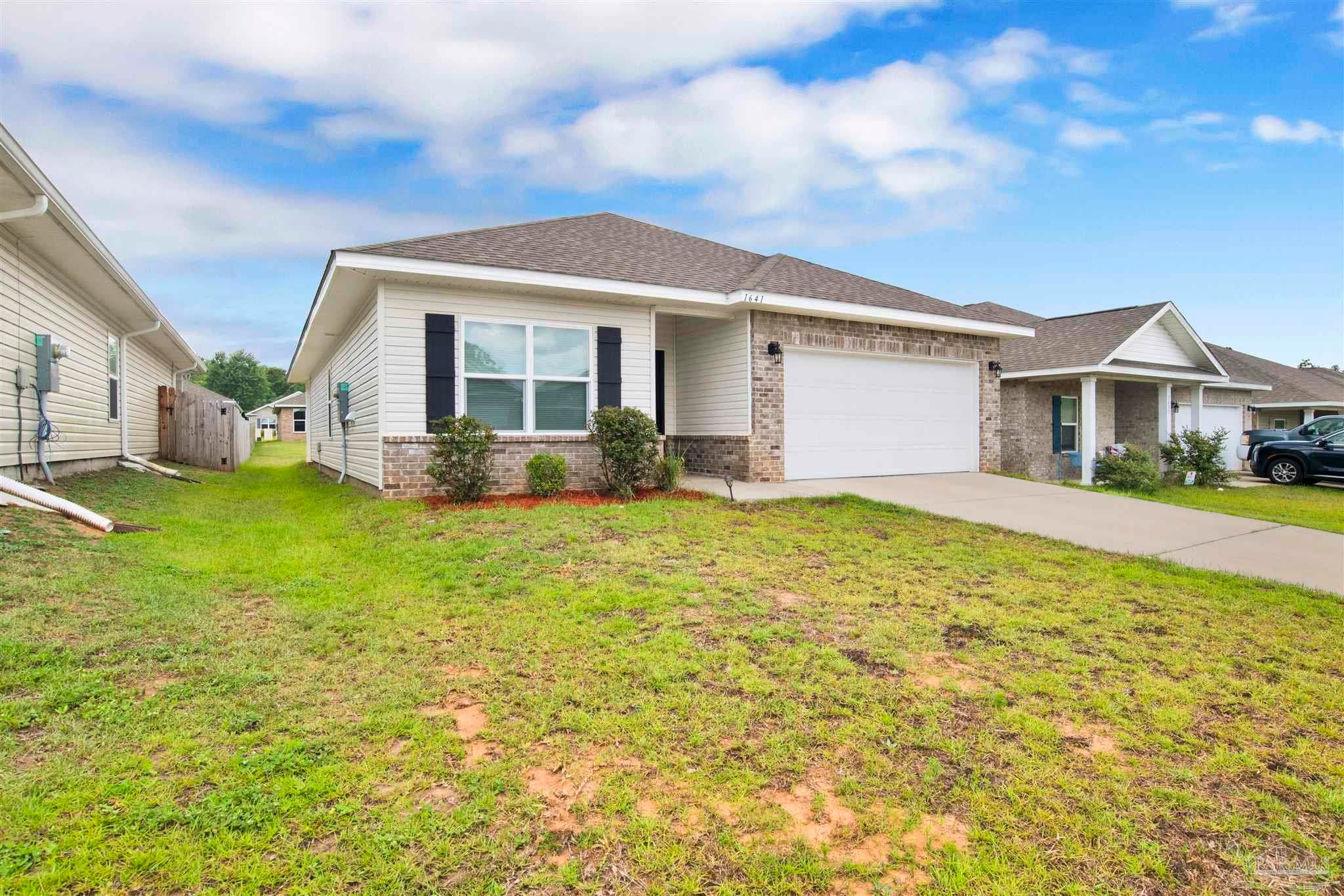 1641 Slate Dr, Cantonment, FL 32533
