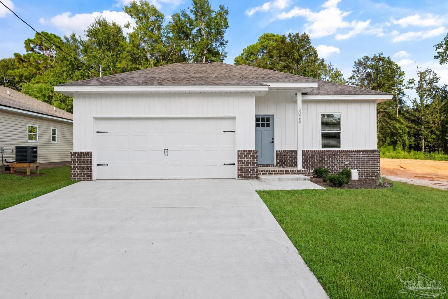 3028 N 11th Ave, Milton, FL 32583