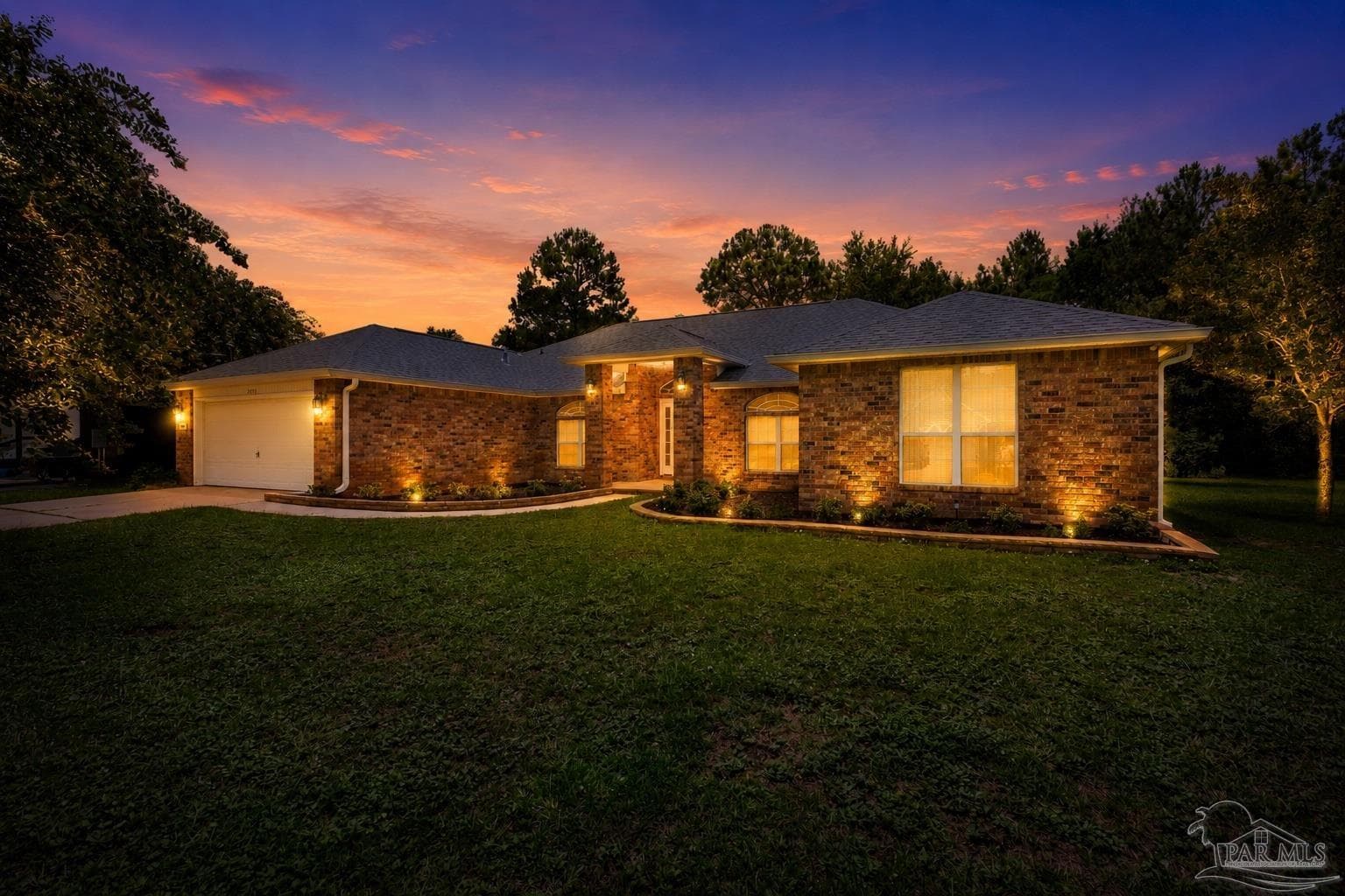 8335 Onich Dr, Navarre, FL 32566