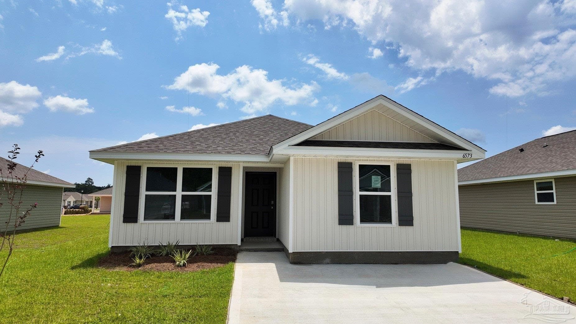 6573 Firefly Dr, Milton, FL 32583