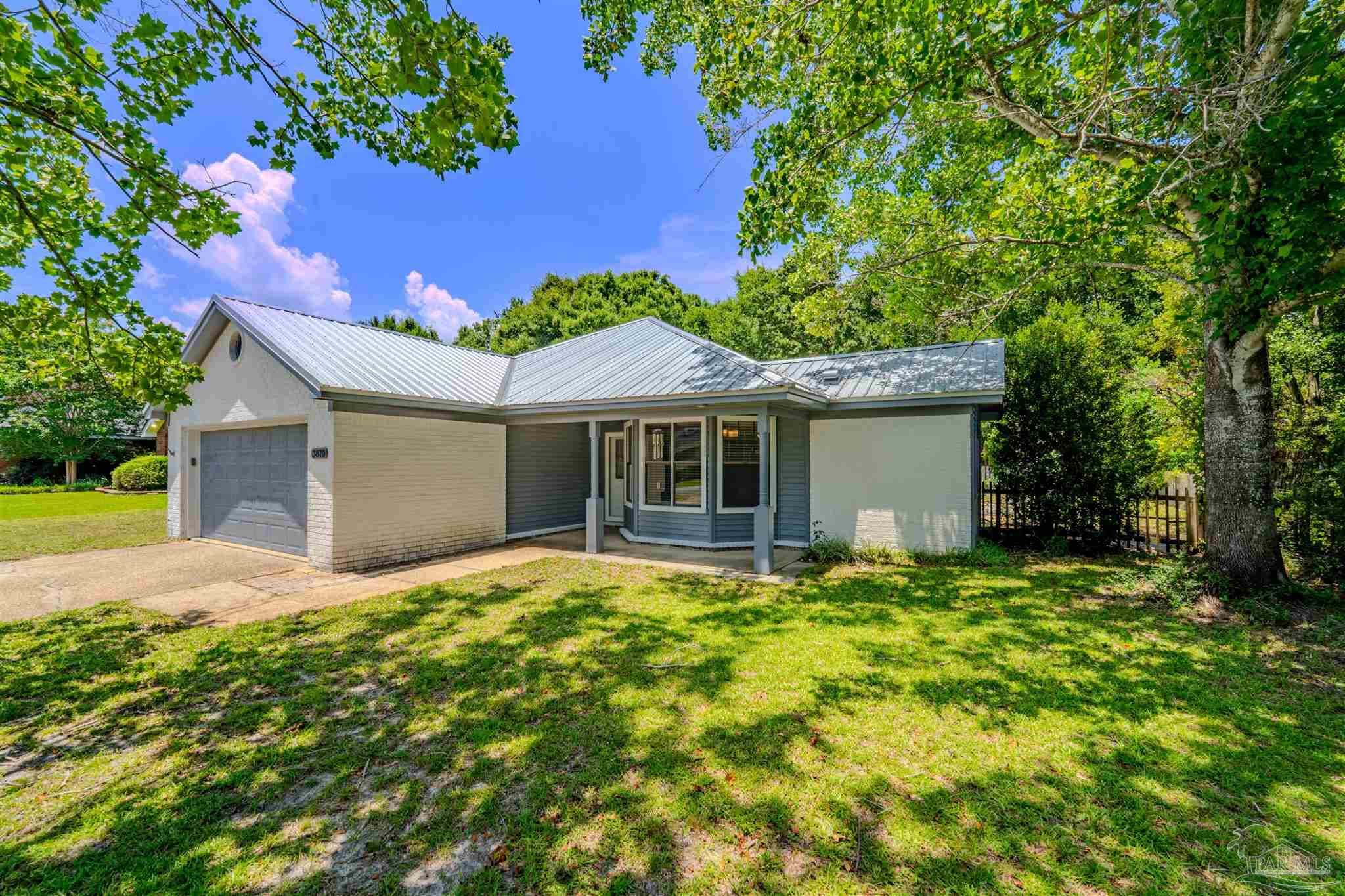 3870 Bay Wind Dr, Gulf Breeze, FL 32563