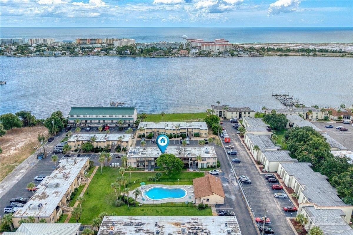 300 NW Miracle Strip Pkwy S.W. # 3B, Ft Walton Beach, FL 32548