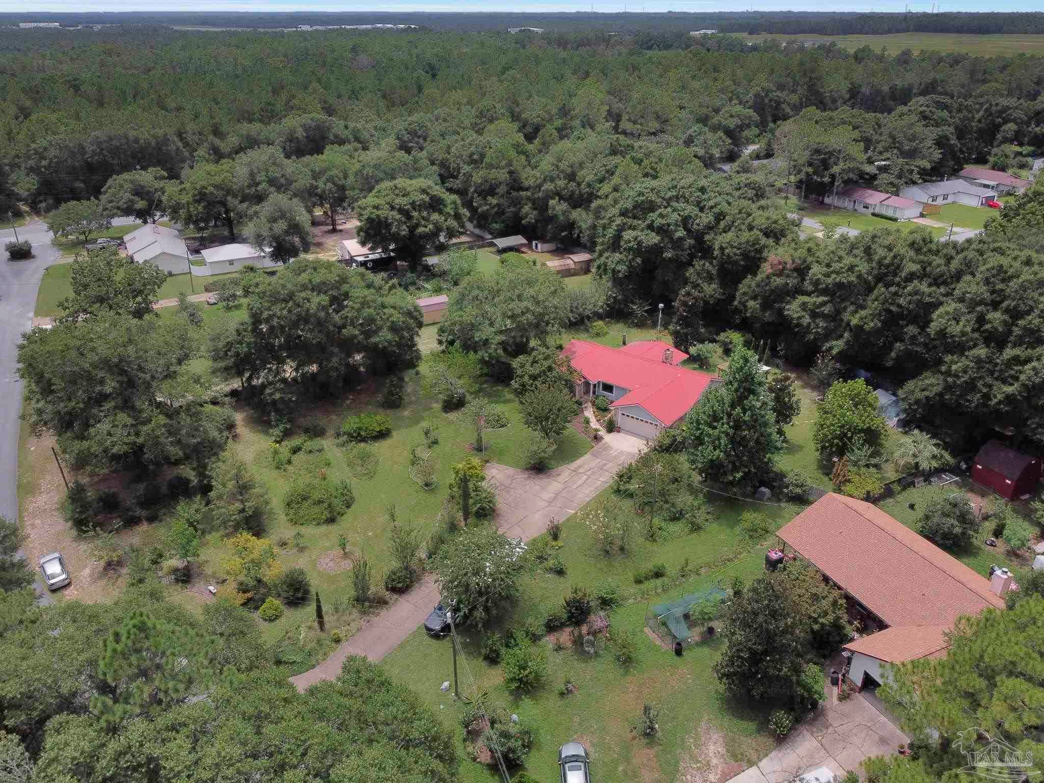 5820 Laurelwood Dr, Crestview, FL 32539