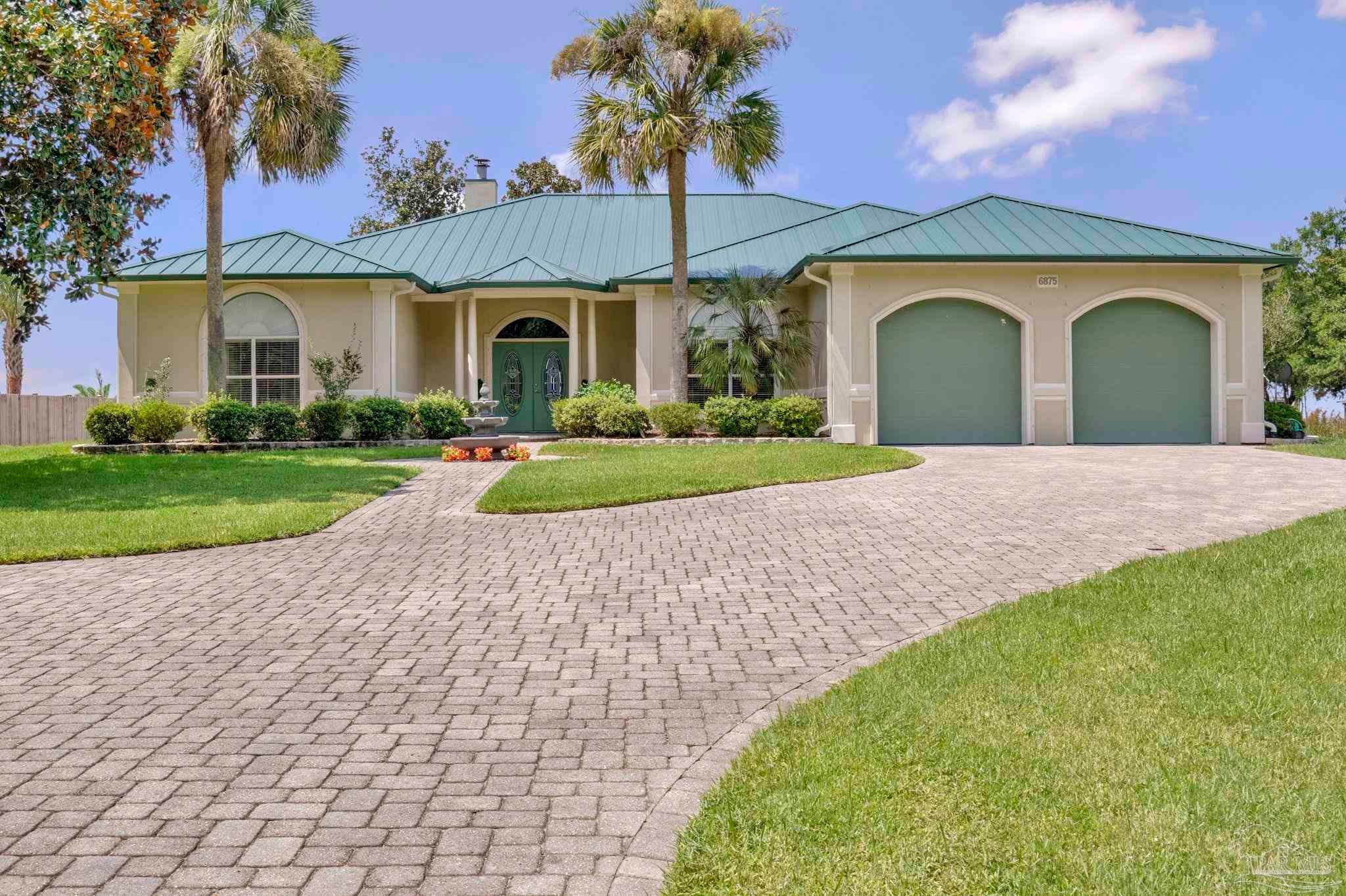 6875 Santa Clara Dr, Navarre, FL 32566