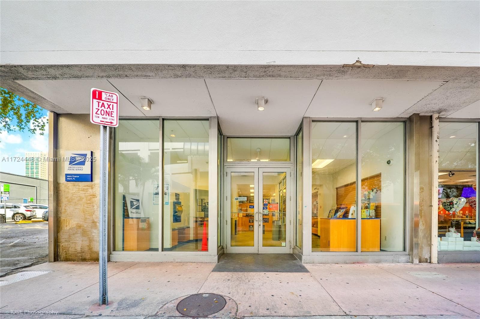 150 SE 2nd Ave # 103, Miami, FL 33131