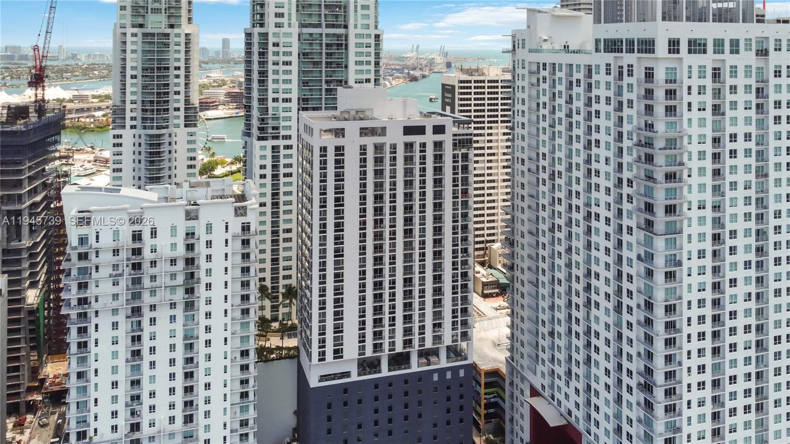 227 NE 2nd St # 2506, Miami, FL 33132