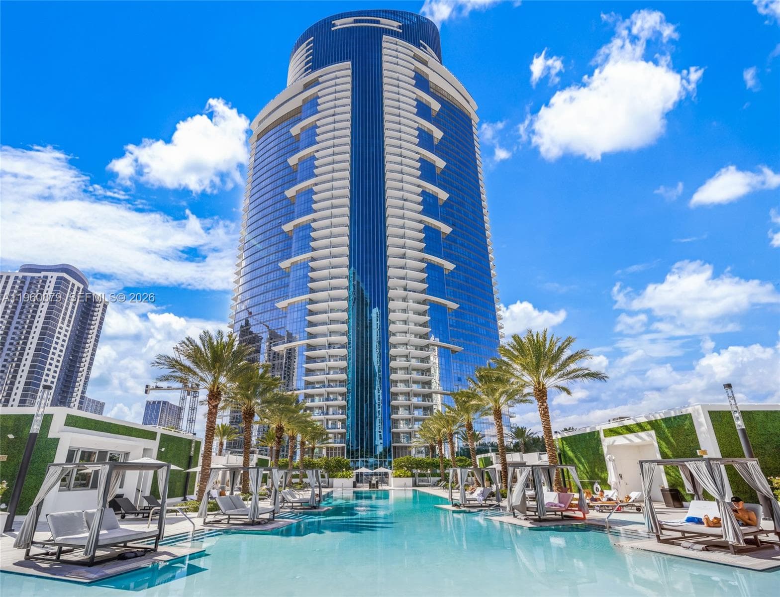 851 NE 1st Ave # 204, Miami, FL 33132