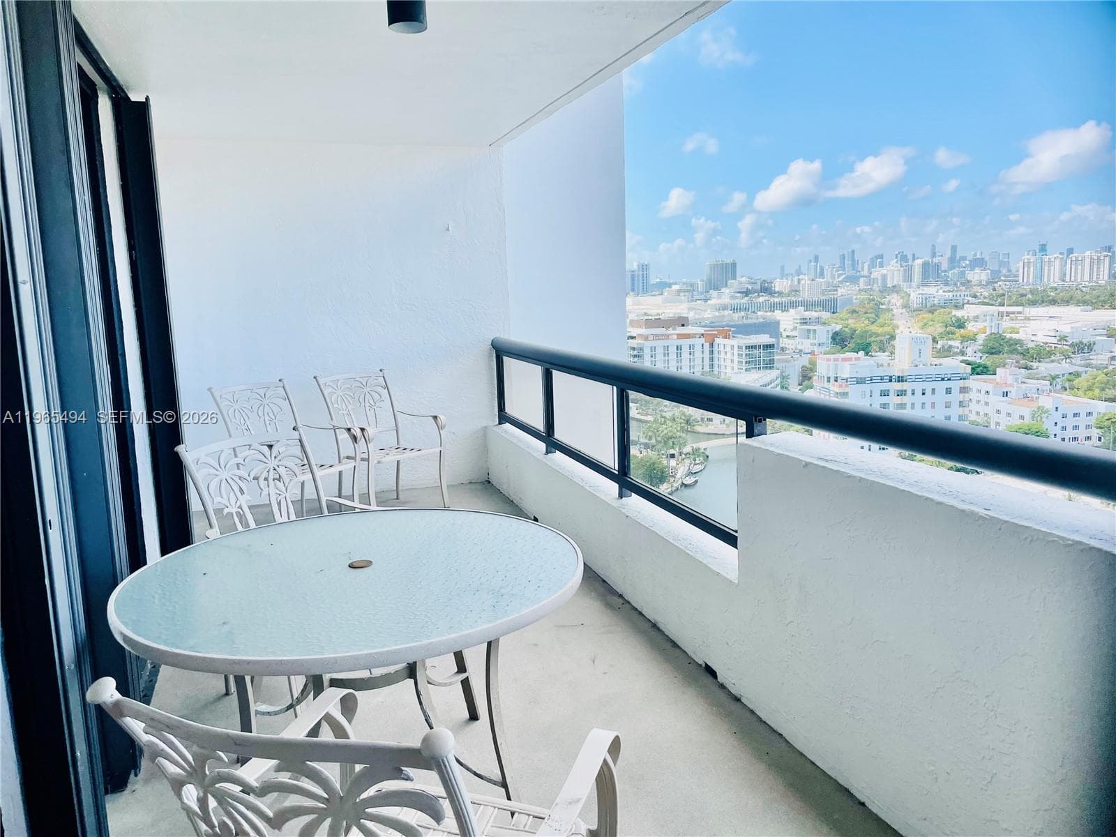 2555 Collins Ave # 2006, Miami Beach, FL 33140