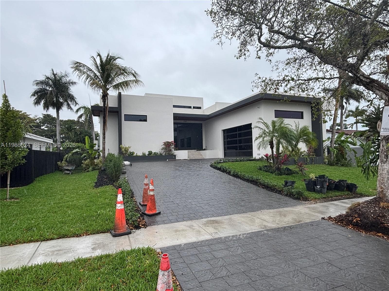 2161 NE 124th St, North Miami, FL 33181