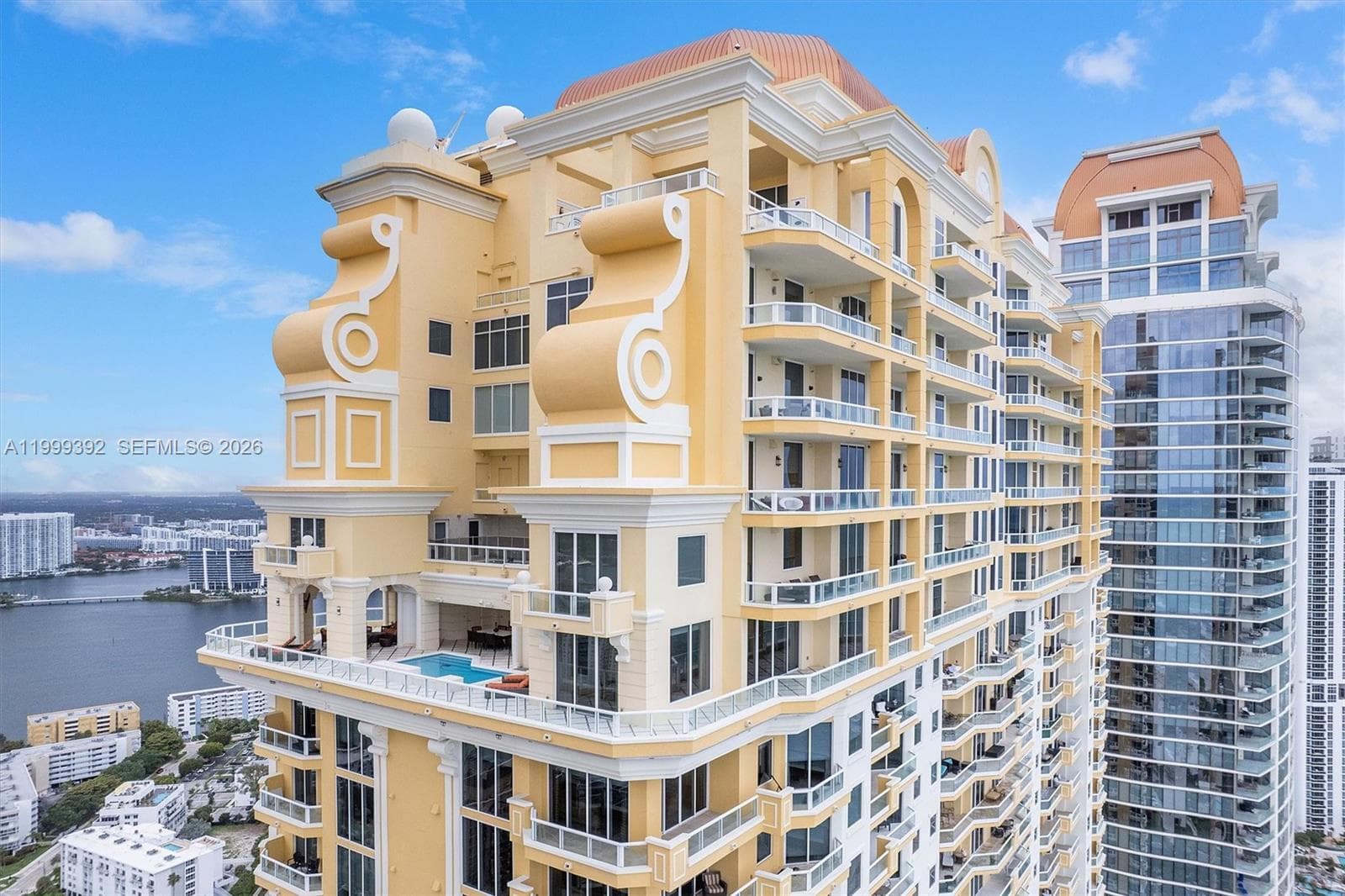 17875 Collins Ave # PH4506, Sunny Isles Beach, FL 33160