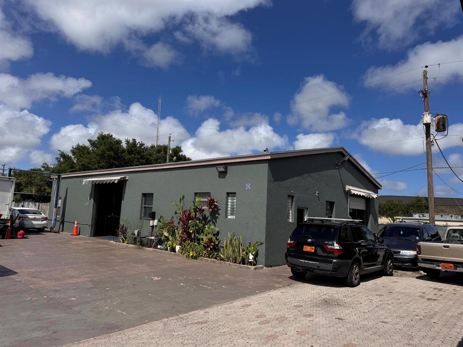 2165 NW 19th Street, Fort Lauderdale, FL 33311