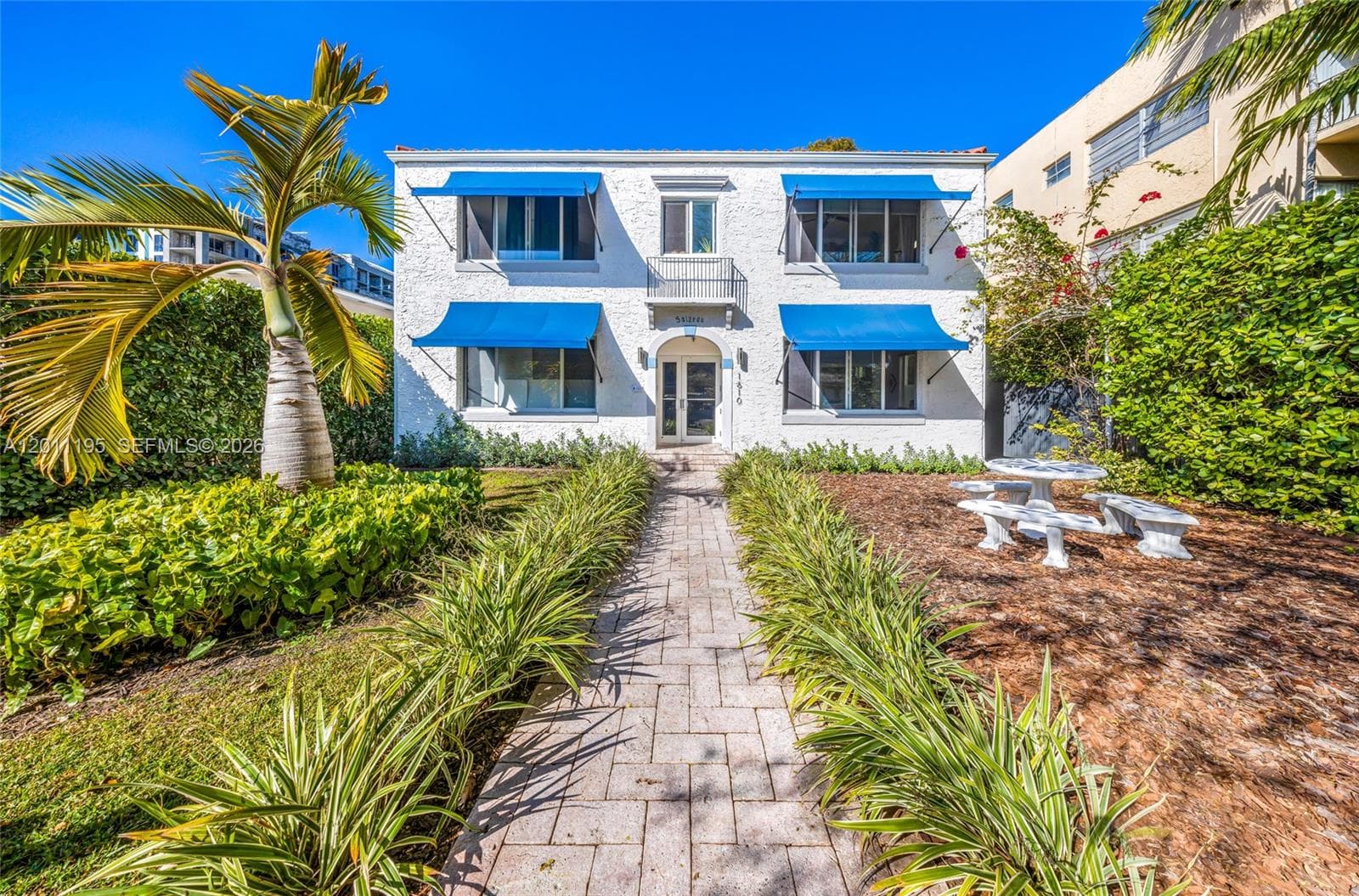 1610 Salzedo St, Coral Gables, FL 33134