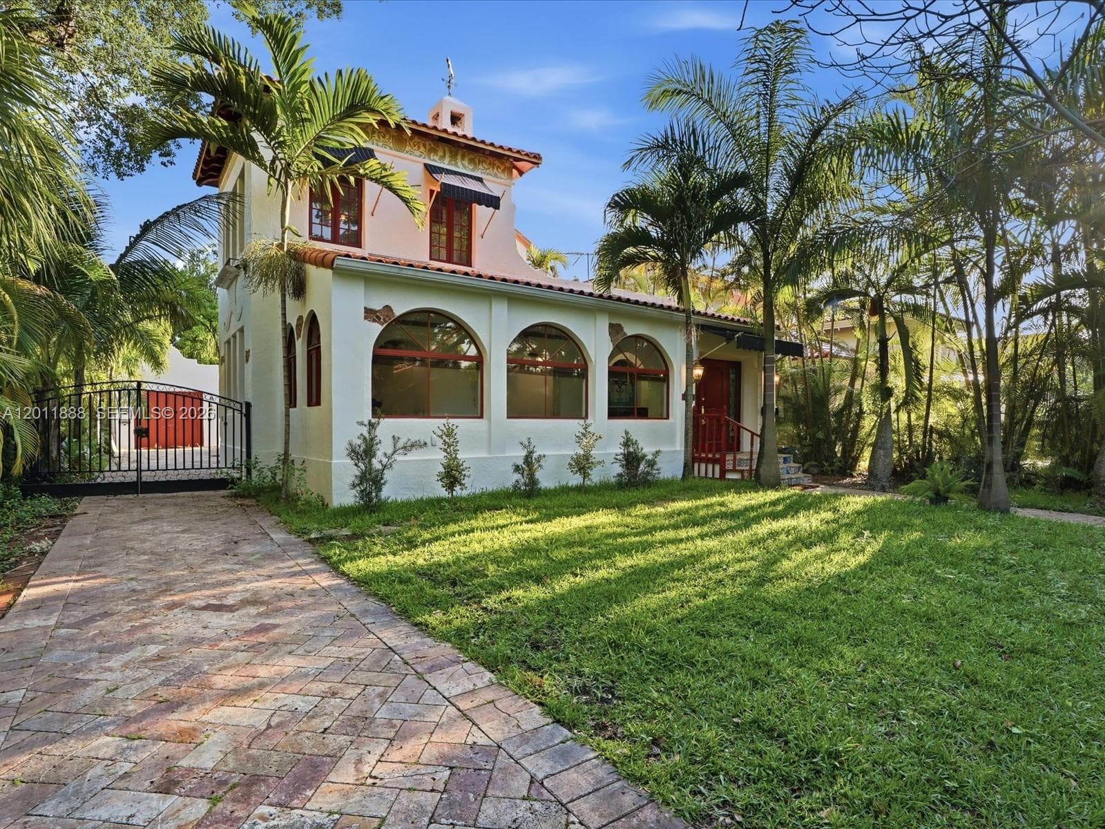 1137 Asturia Ave, Coral Gables, FL 33134