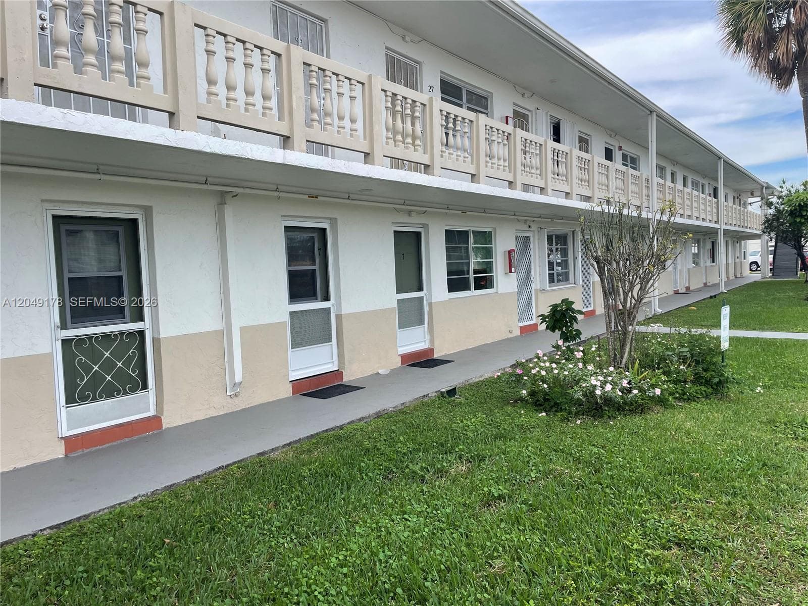 20120 NE 2nd Ave # W28, Miami Gardens, FL 33179