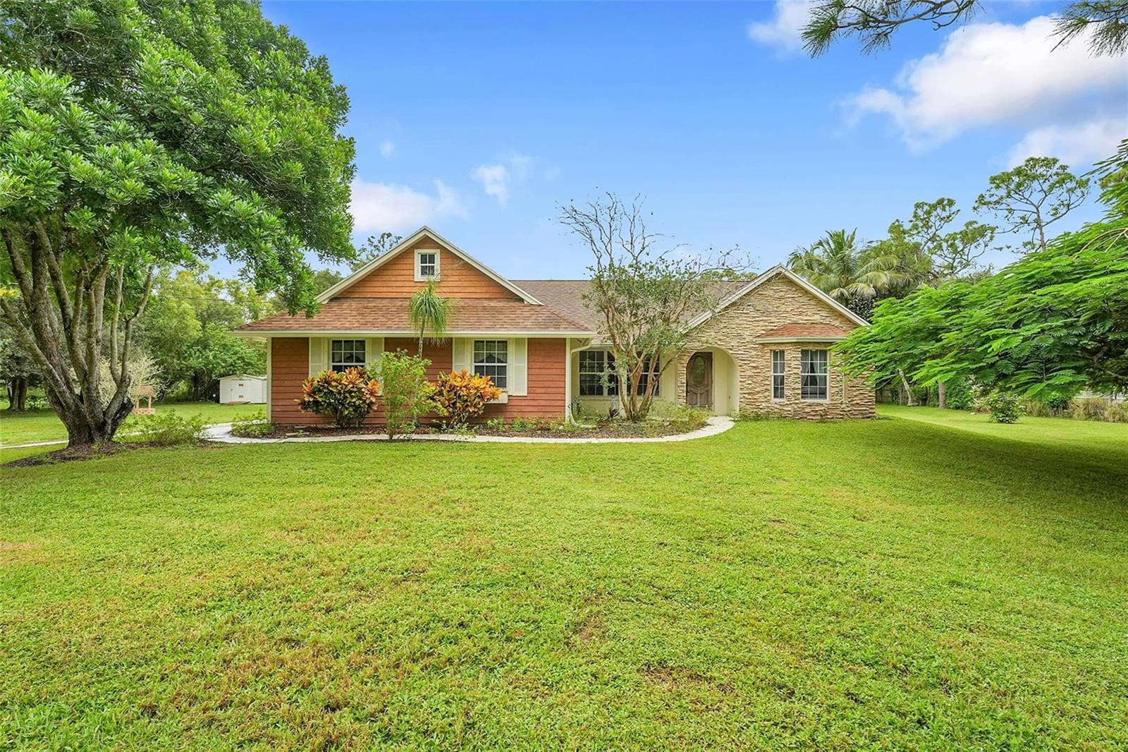 18392 48th Avenue N, Loxahatchee, FL 33470