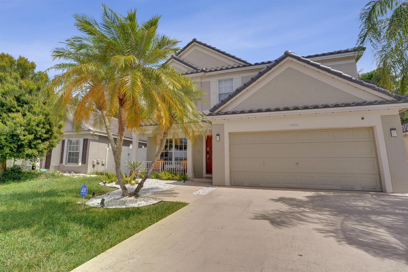5884 N Plum Bay Parkway, Tamarac, FL 33321