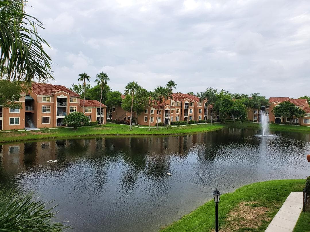 4844 N State Road 7 # 2304, Coconut Creek, FL 33073