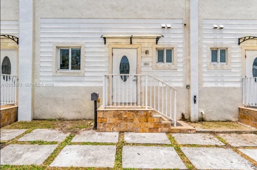 1011 Sw SW 7th St Miami Fl # 2, Miami, FL 33130