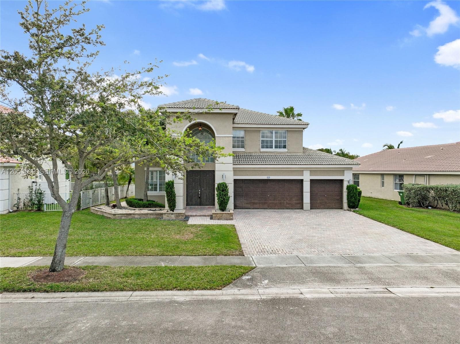 850 NW 168th Ave, Pembroke Pines, FL 33028