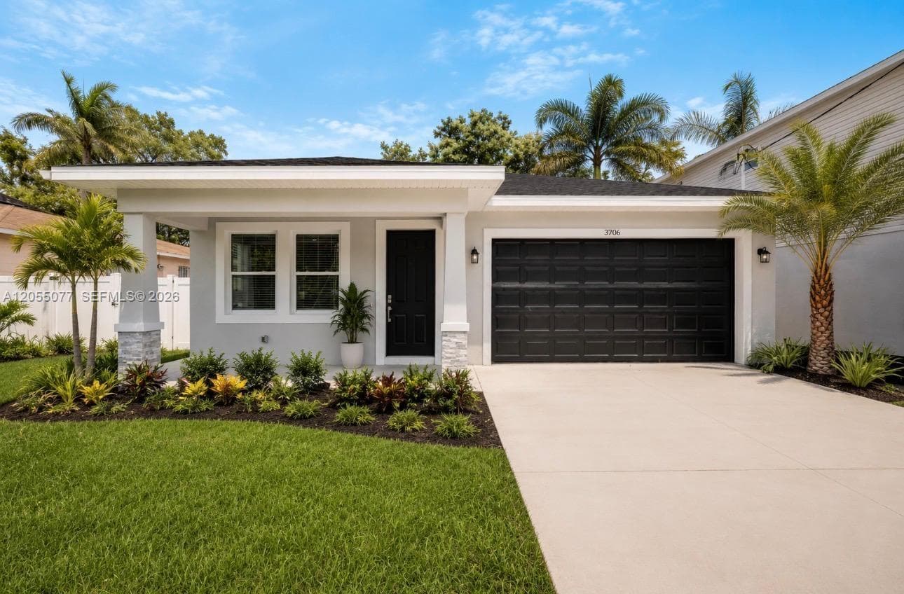 3706 WIGGINS LEAF ST, Tampa, FL 33619