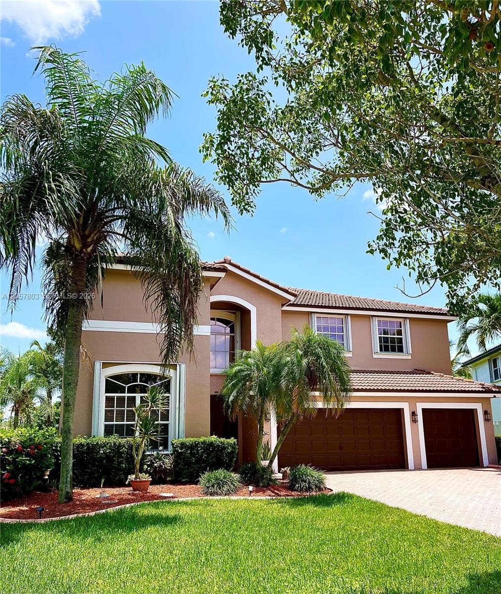 340 SW 167th Ave, Pembroke Pines, FL 33027