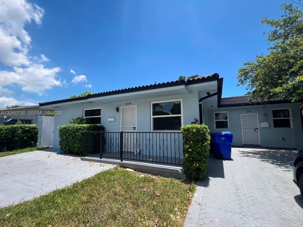 1239 SW 22nd Ave # 1241, Miami, FL 33135
