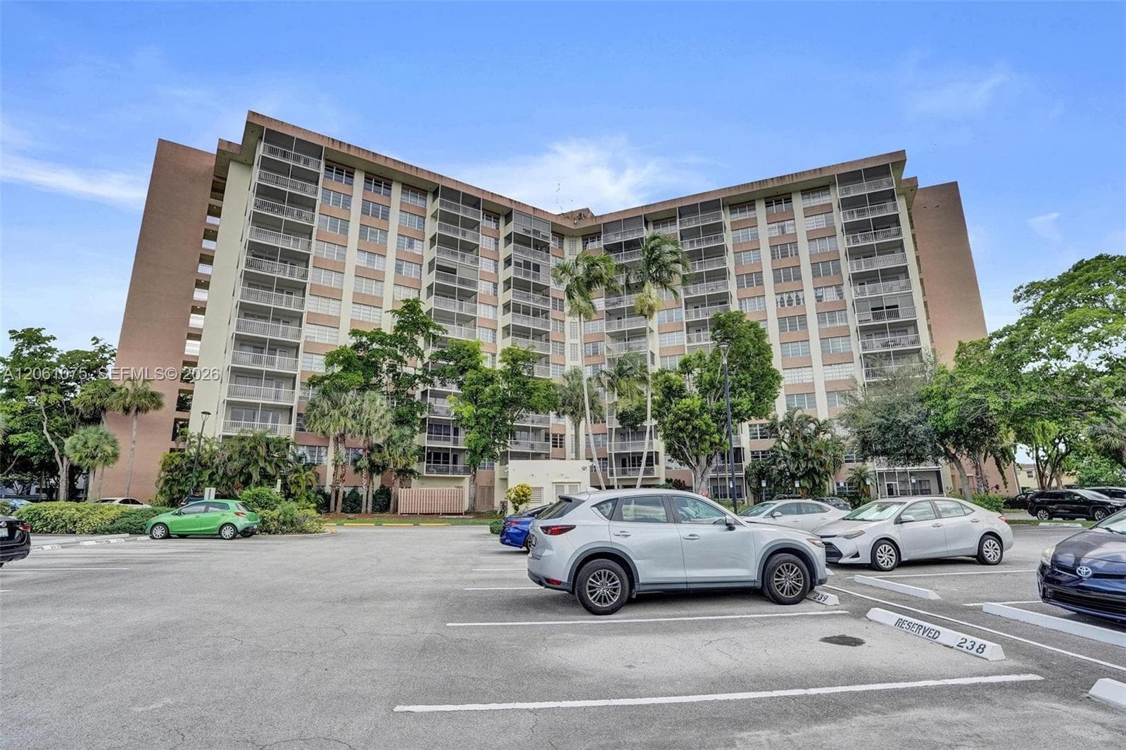 10777 W Sample Rd # 718, Coral Springs, FL 33065