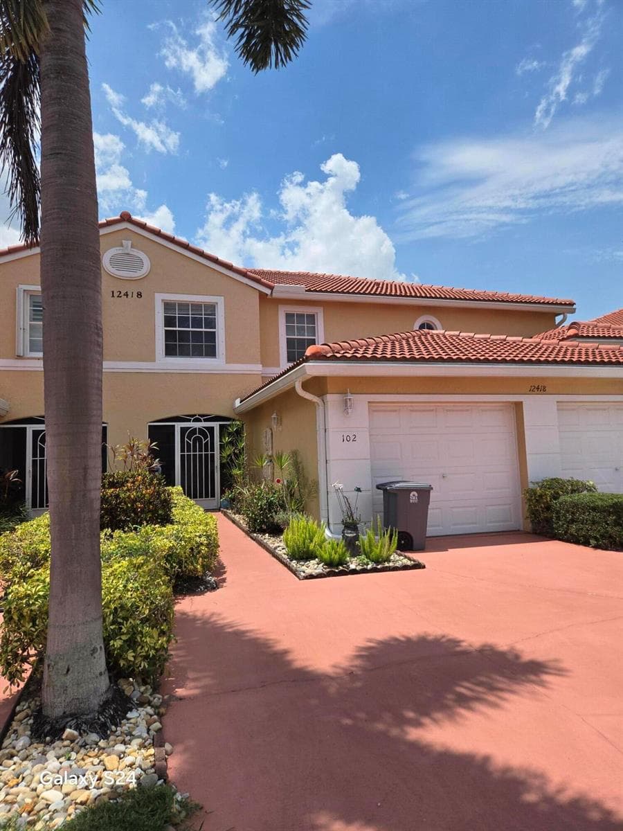 12418 Crystal Pointe Drive # 202, Boynton Beach, FL 33437
