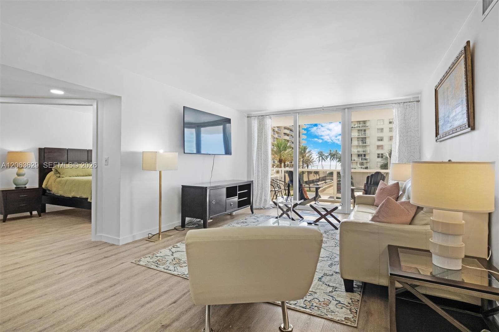 5700 Collins Ave # 4C, Miami Beach, FL 33140