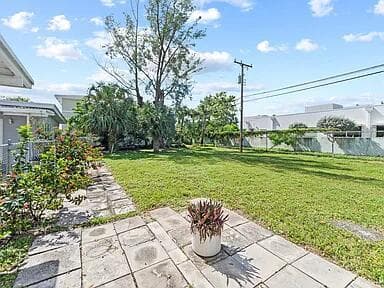 1127 NE 5th Avenue, Fort Lauderdale, FL 33304