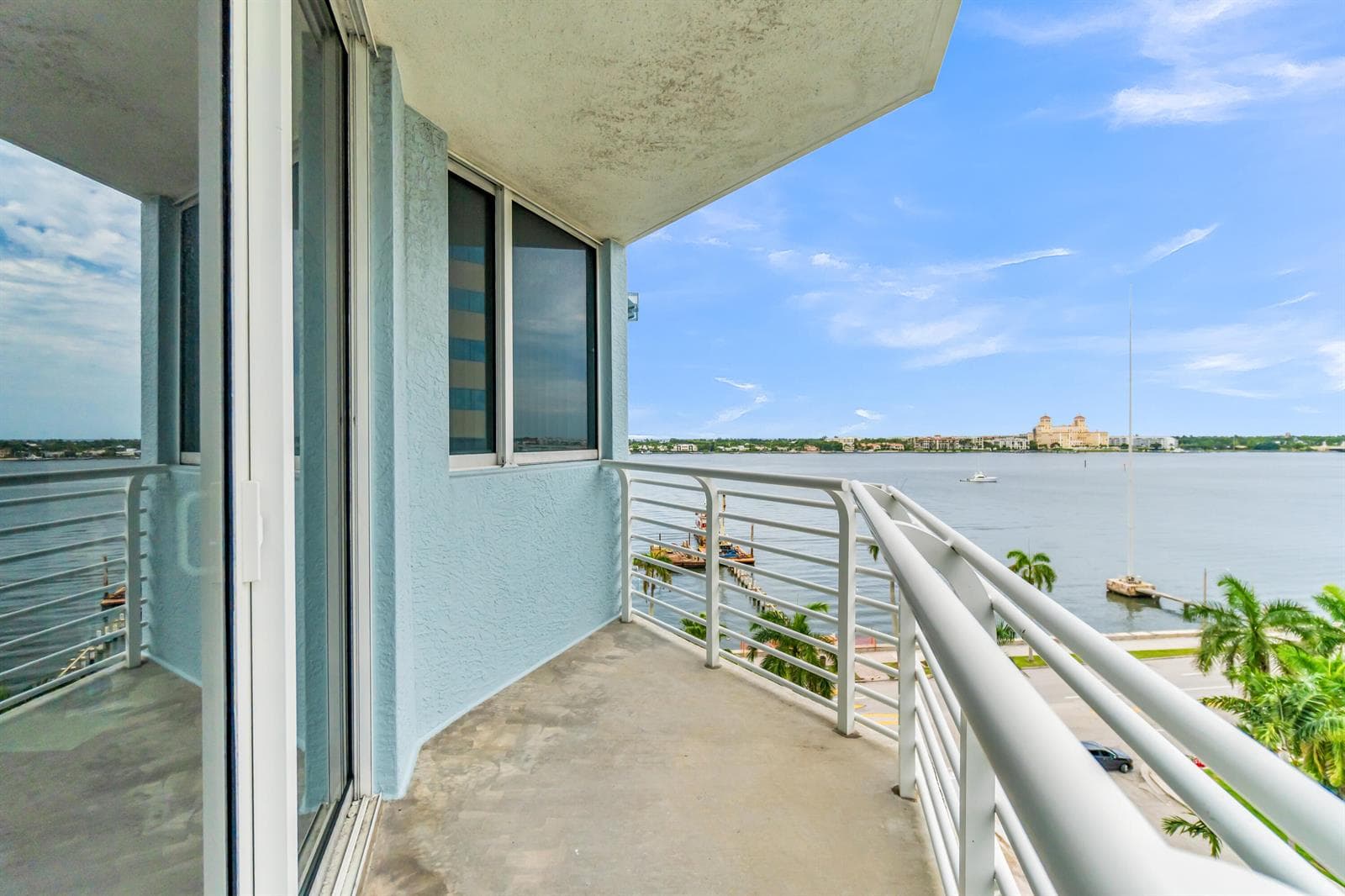 1551 N FLAGLER Drive # 817, West Palm Beach, FL 33401