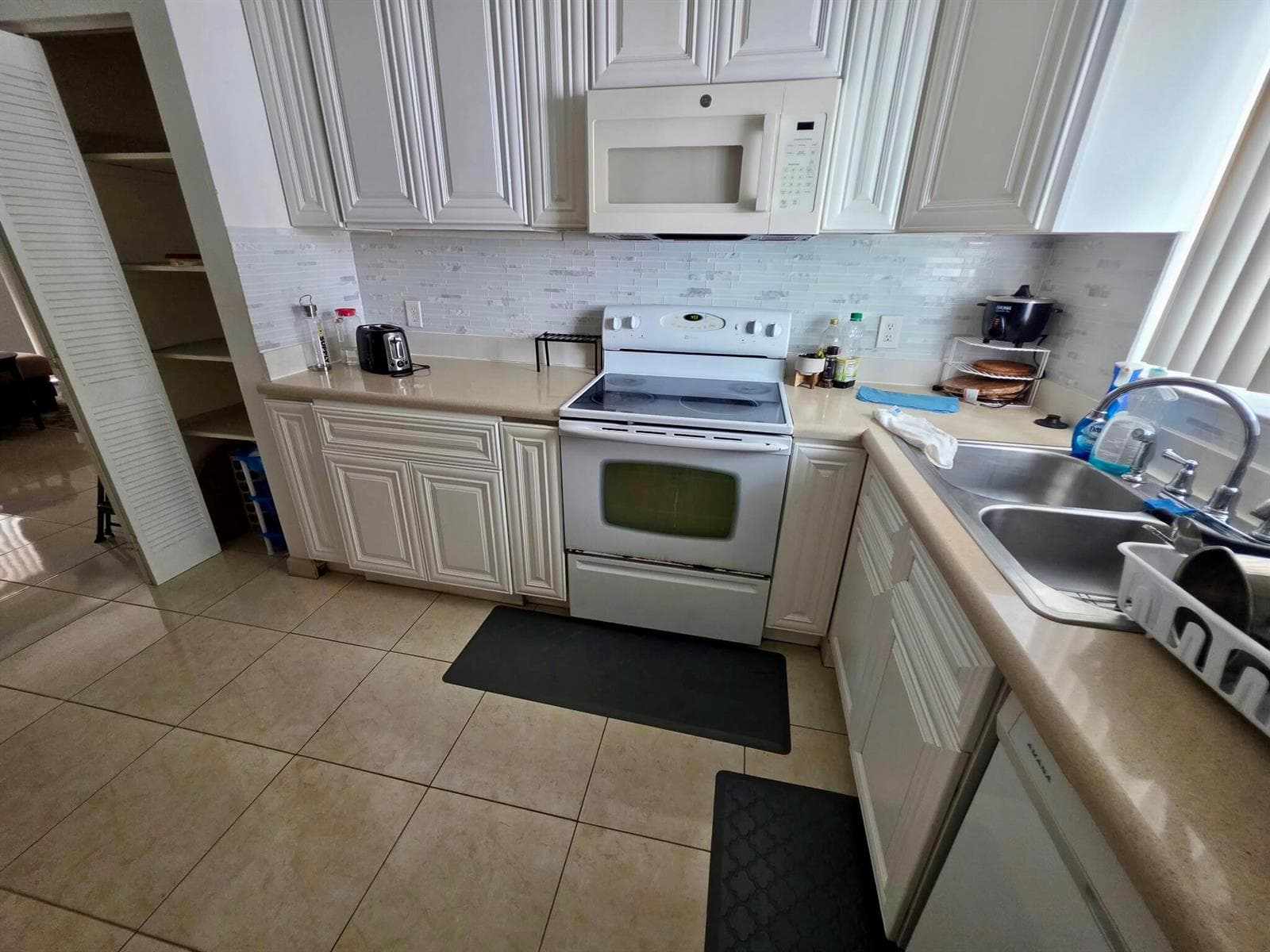 2245 FILLMORE Street # 7, Hollywood, FL 33020